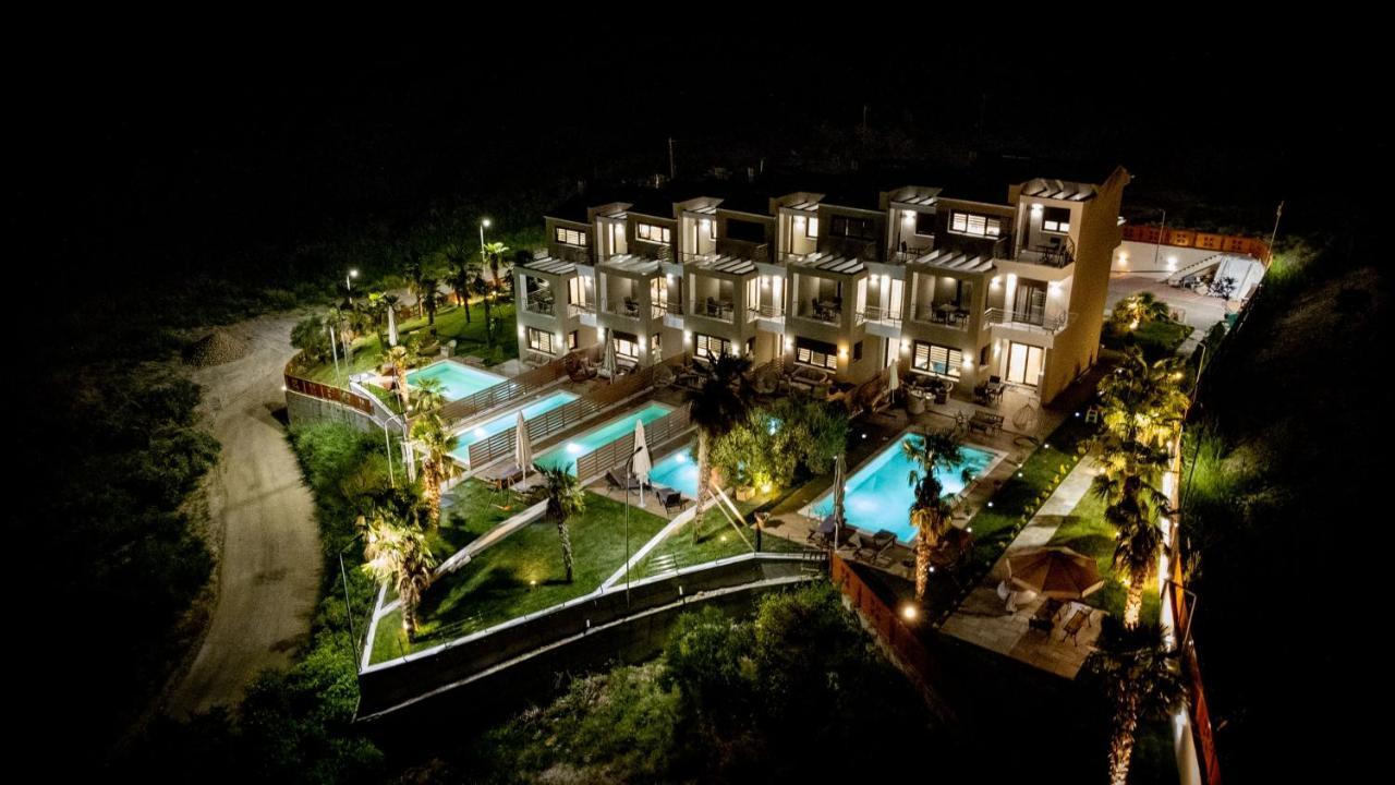 Pefkohori Golden Mountain Beach Villas מראה חיצוני תמונה