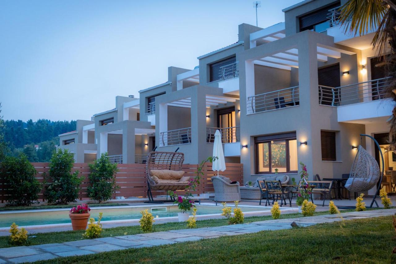 Pefkohori Golden Mountain Beach Villas מראה חיצוני תמונה